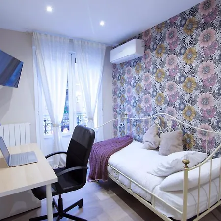 Habitación en casa particular Turísticas Centro Con Aire Acondicionado