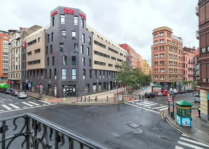 Проживання в сім'ї Turisticas Centro Con Aire Acondicionado Більбао